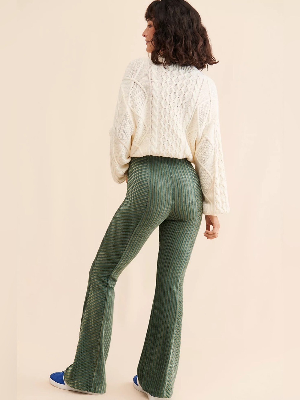 Free People Slim Pull-On Velvet Flare Trousers Ribbed Forest Green Pants Size M - Picture 3 of 7